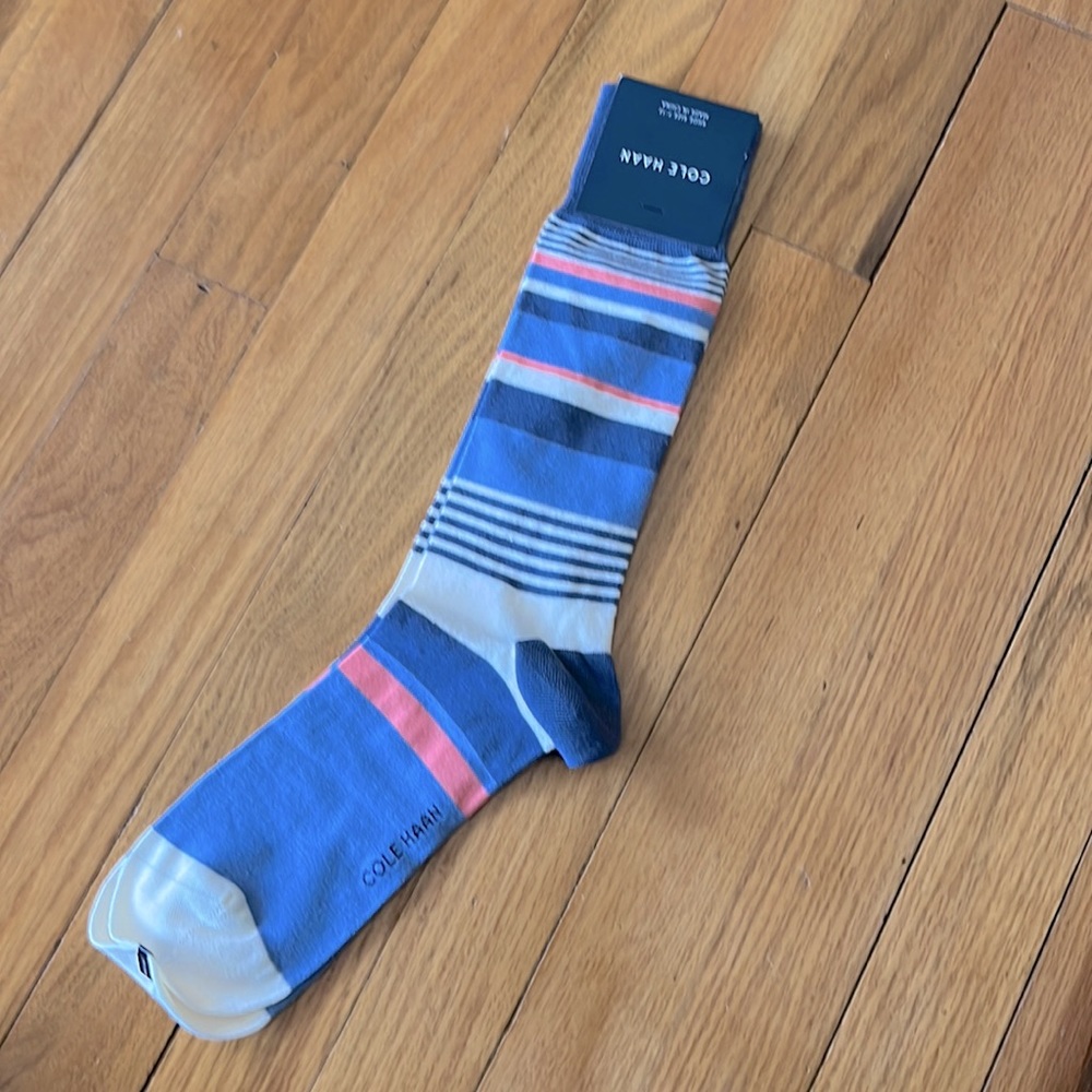 Men’s fun, striped socks